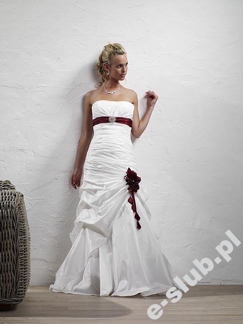 Tres Chic Model SN3162
